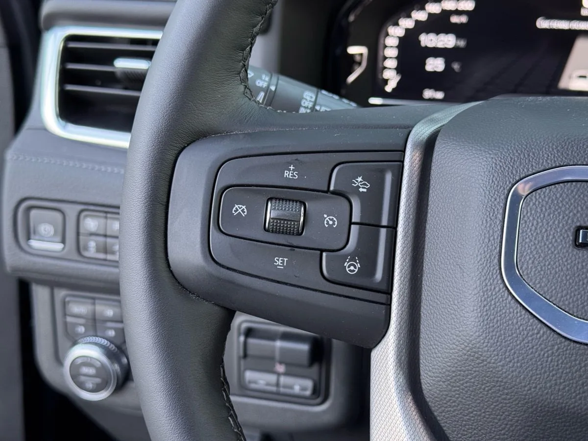 GMC Yukon - фото 13