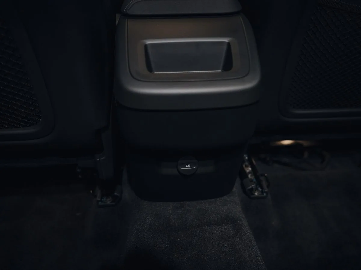 Volvo XC60 - фото 29