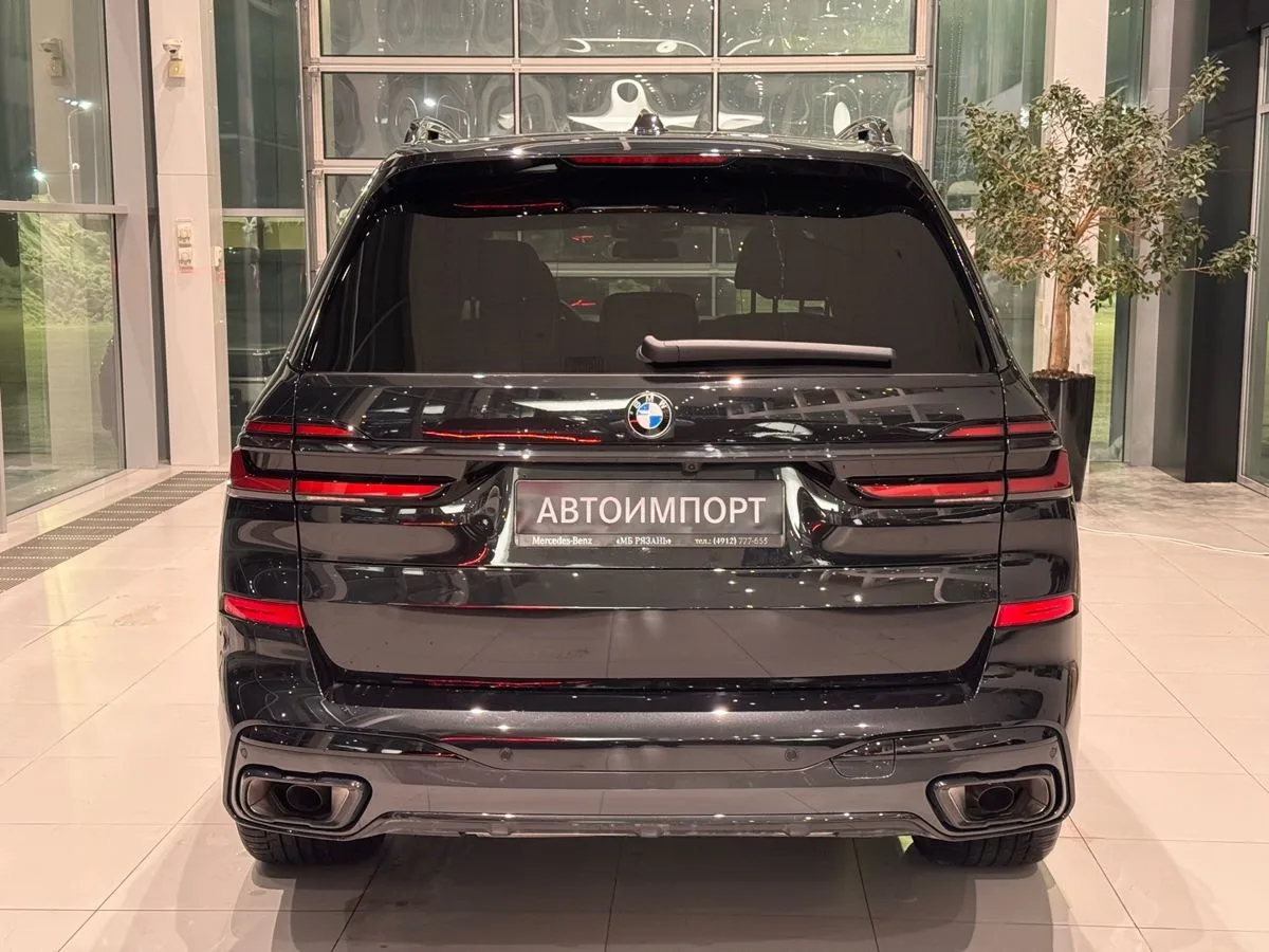 BMW X7 - фото 6