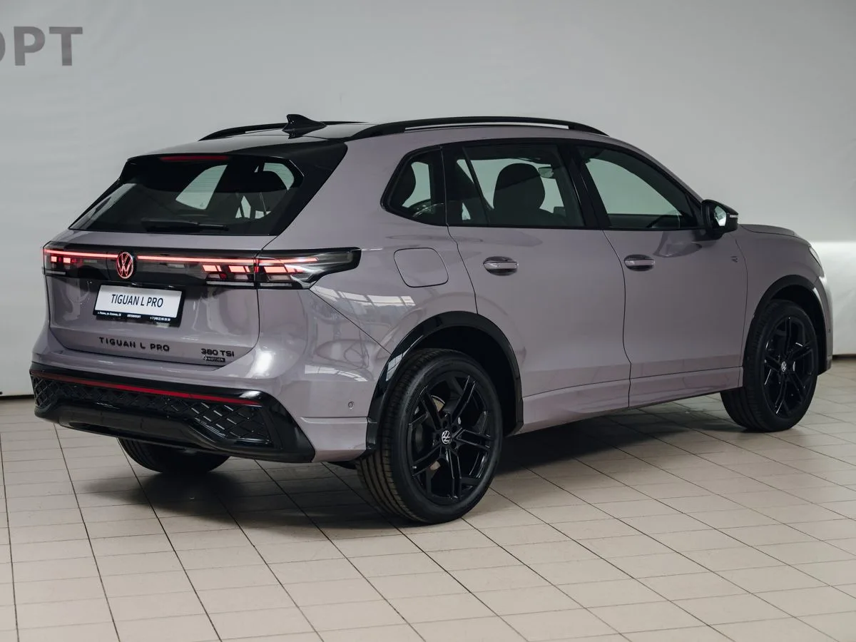 Volkswagen Tiguan - фото 9