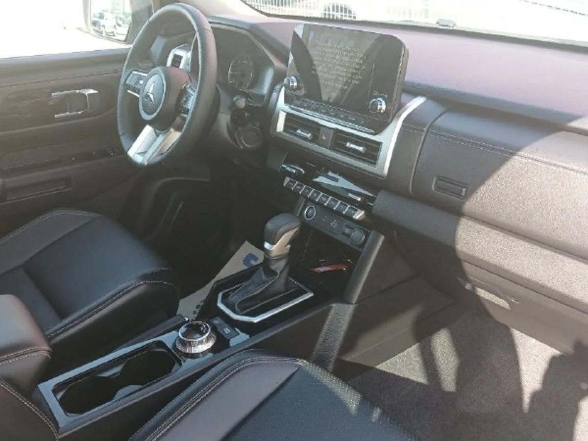 Mitsubishi L200 - фото 14