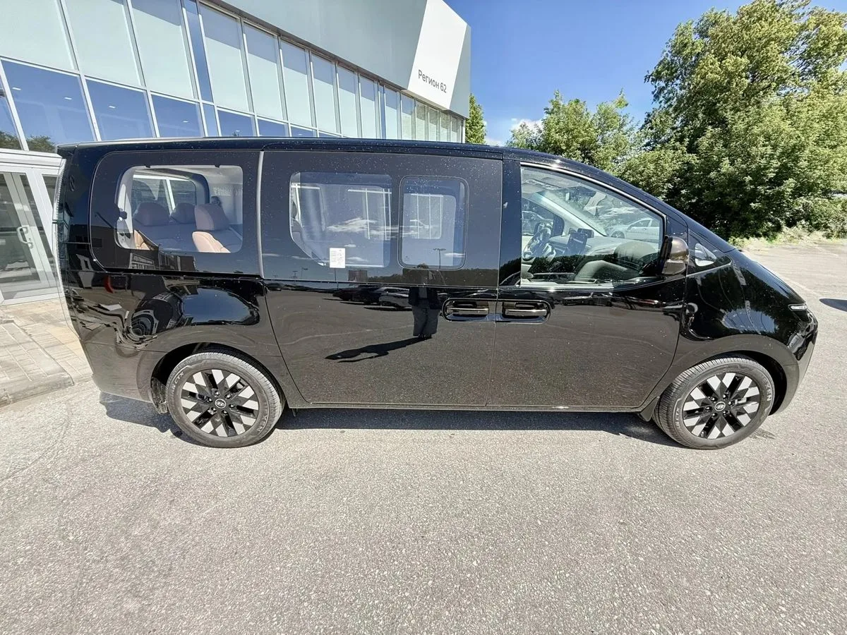 Hyundai Staria - фото 4