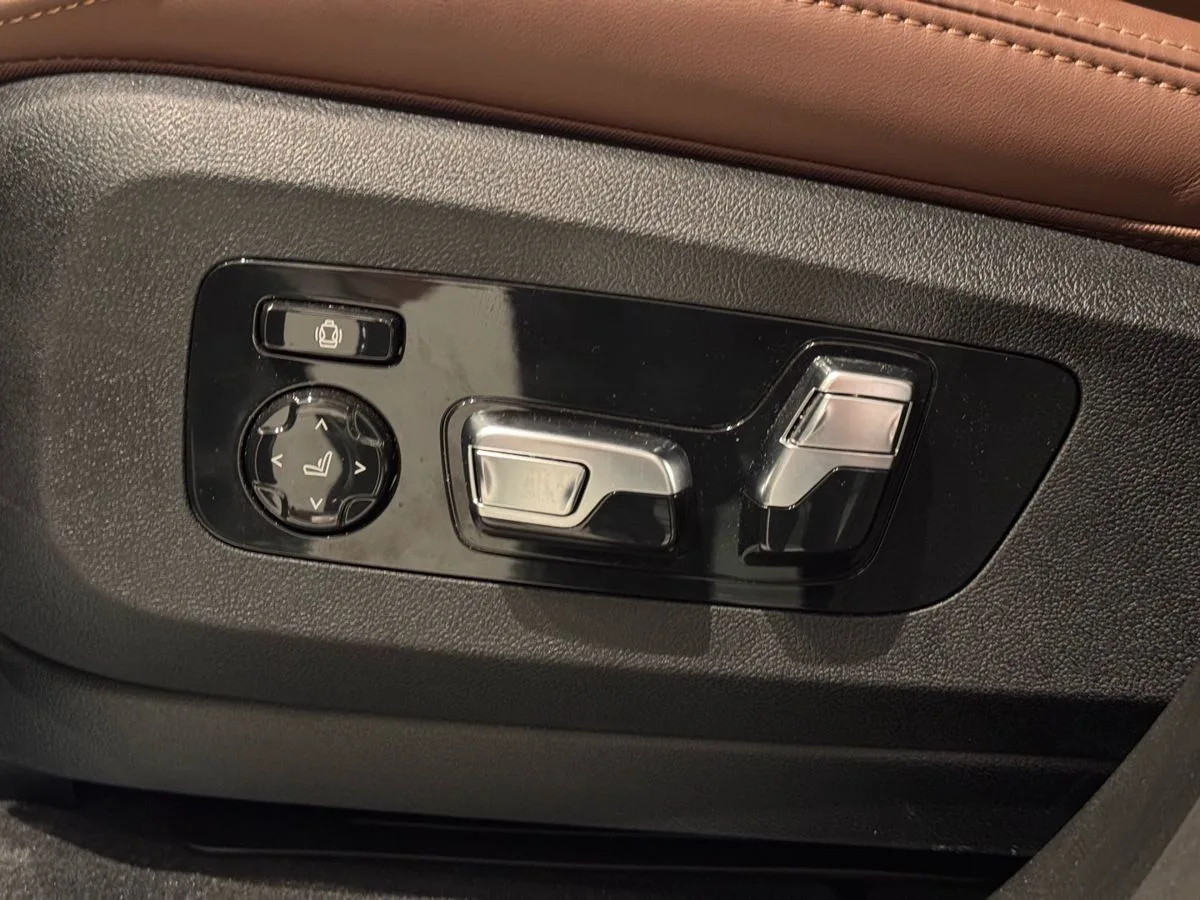 BMW X7 - фото 10