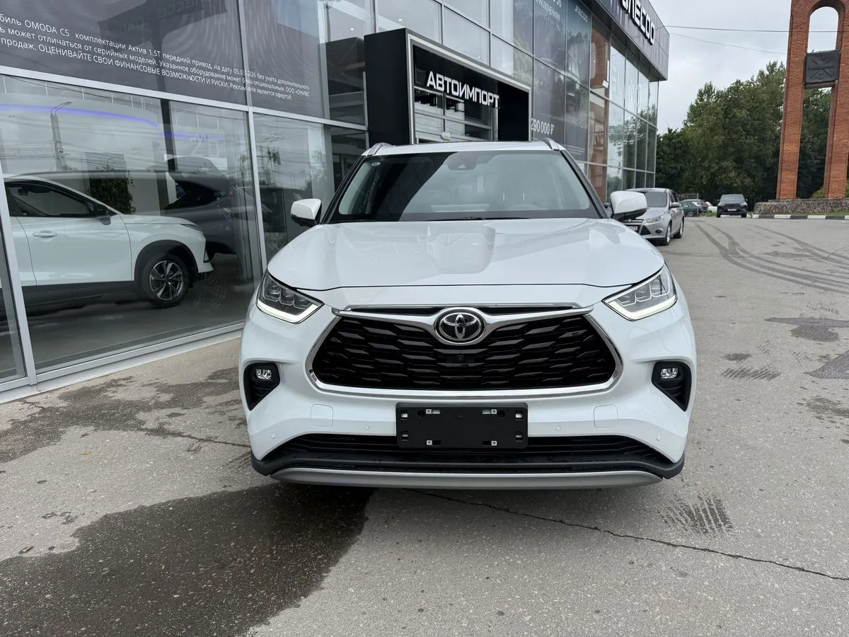 Toyota Highlander - фото 2
