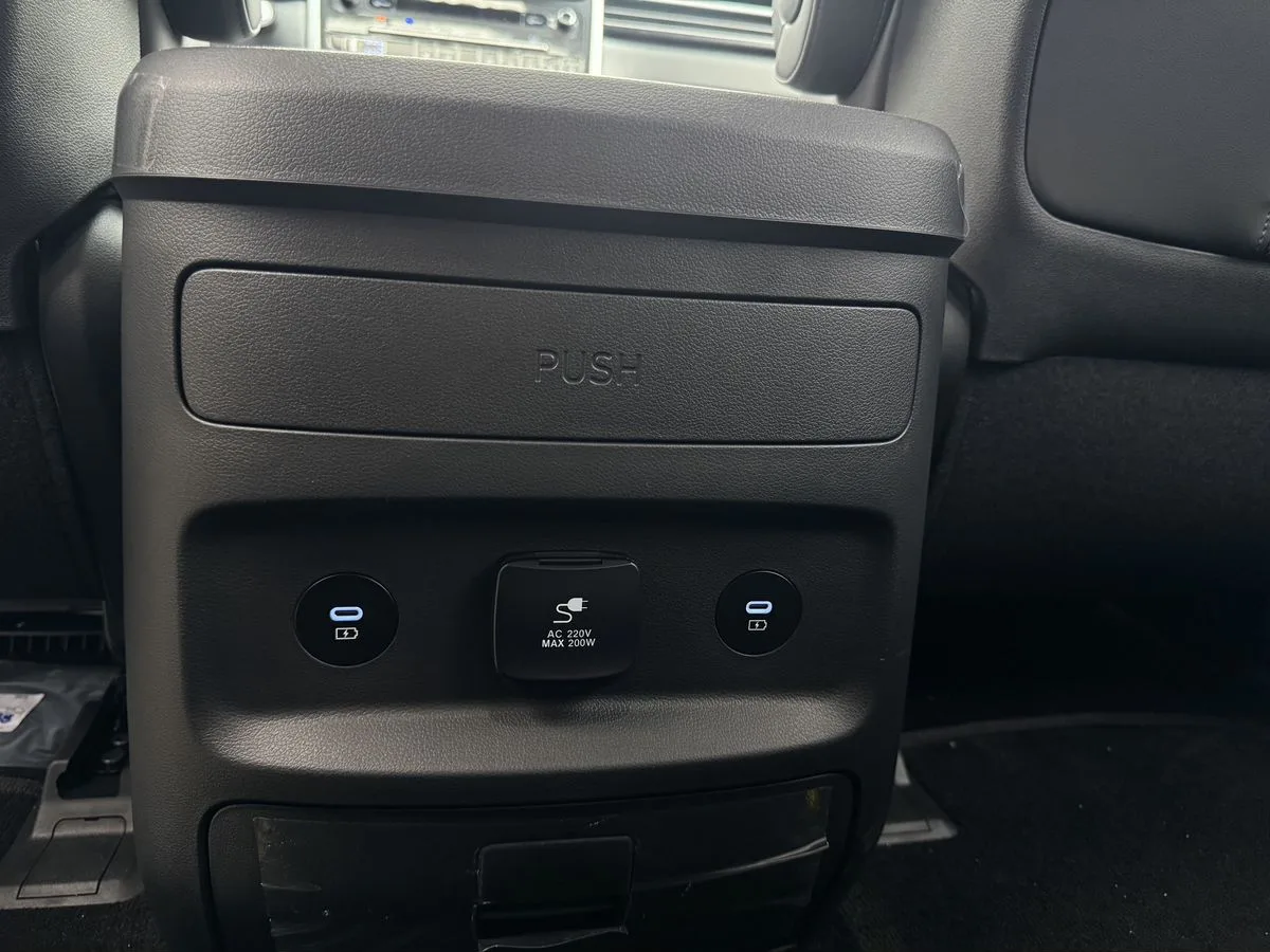 Hyundai Staria - фото 24