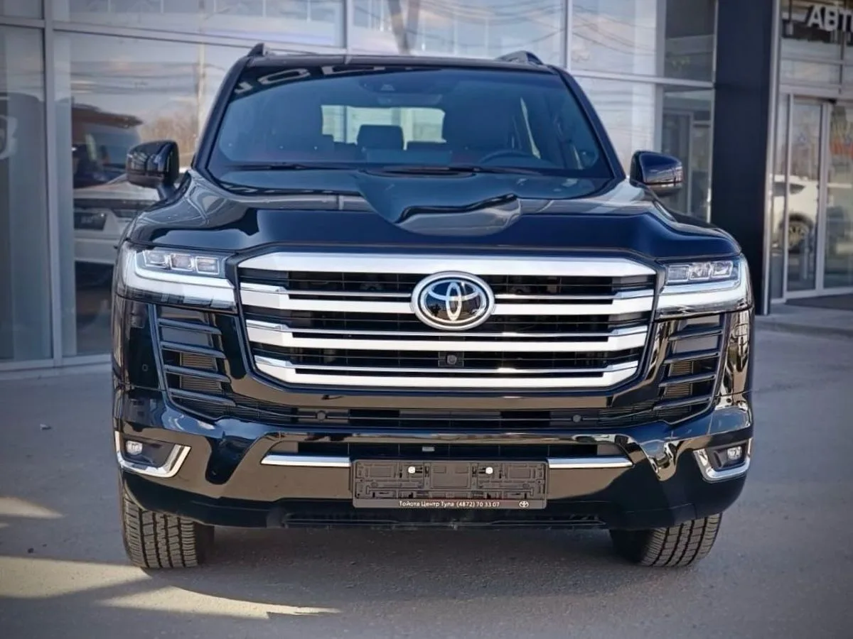 Toyota Land Cruiser - фото 1