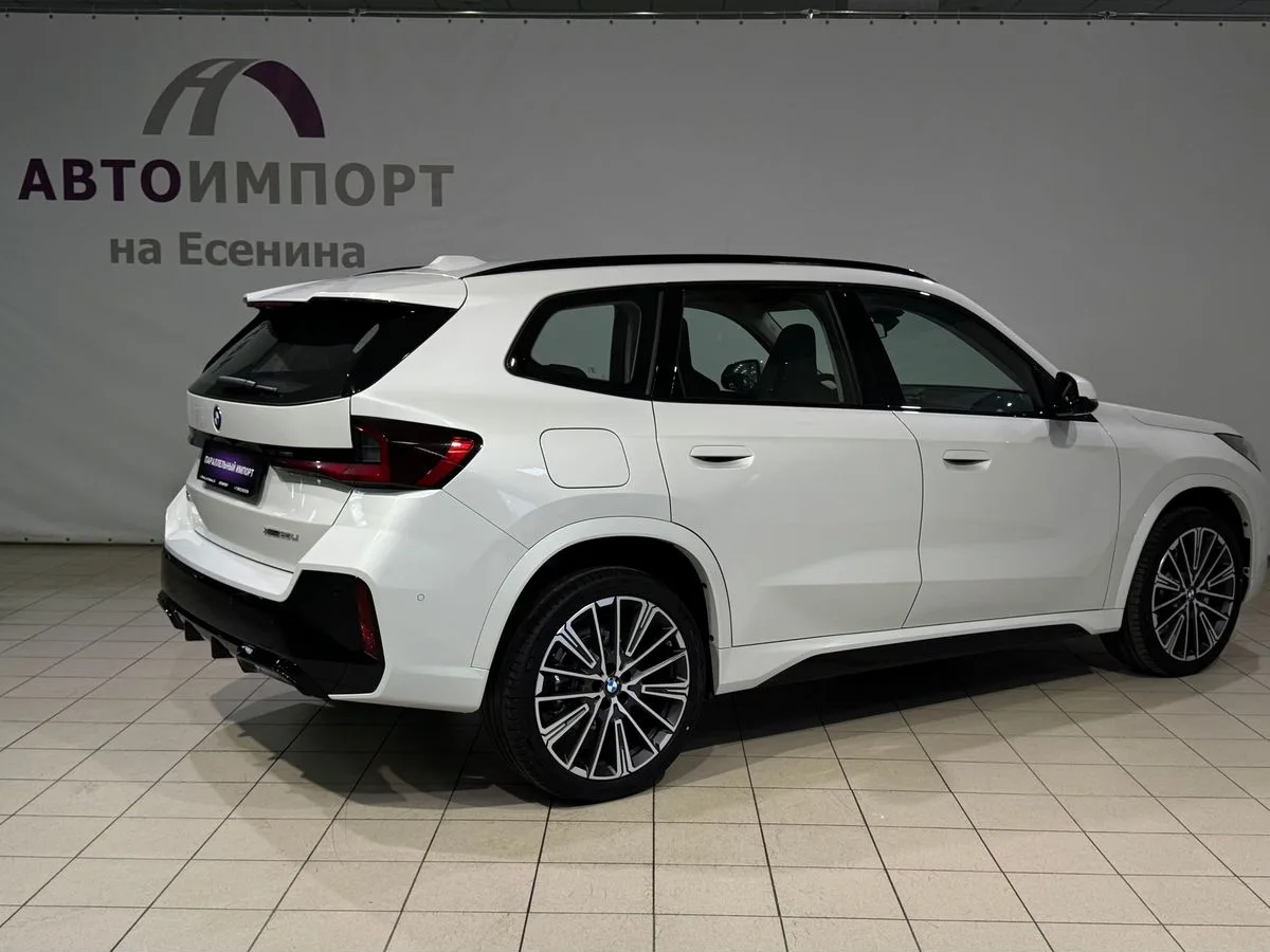 BMW X1 - фото 5