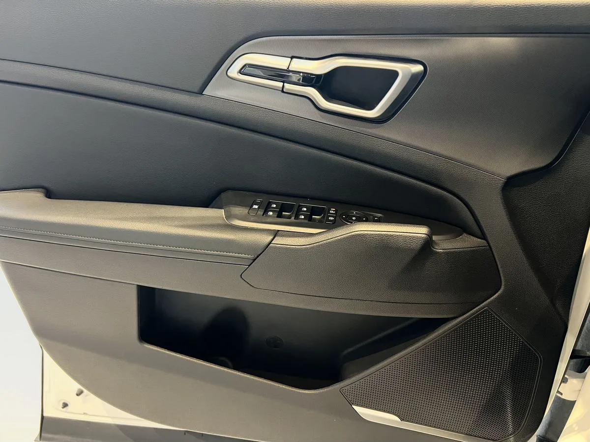Kia Sportage - фото 16