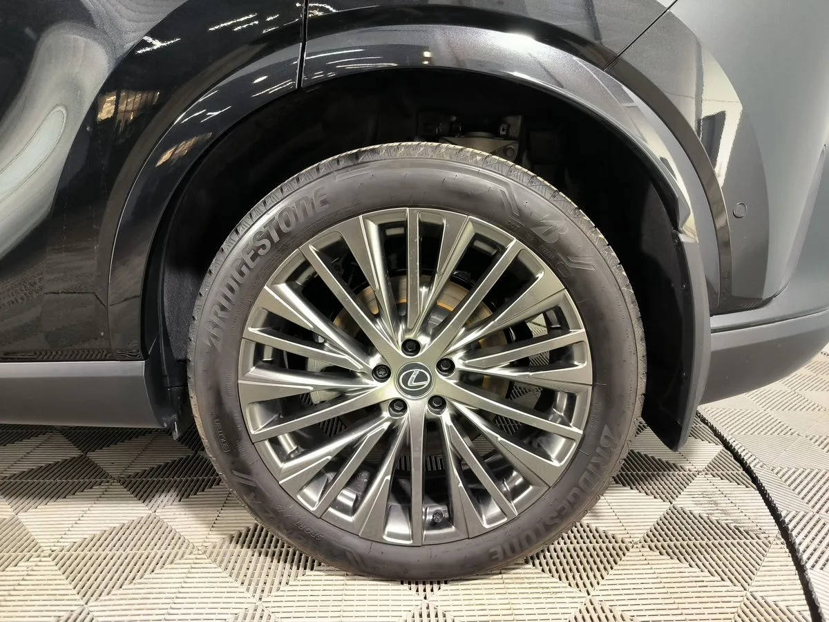 Lexus RX - фото 18